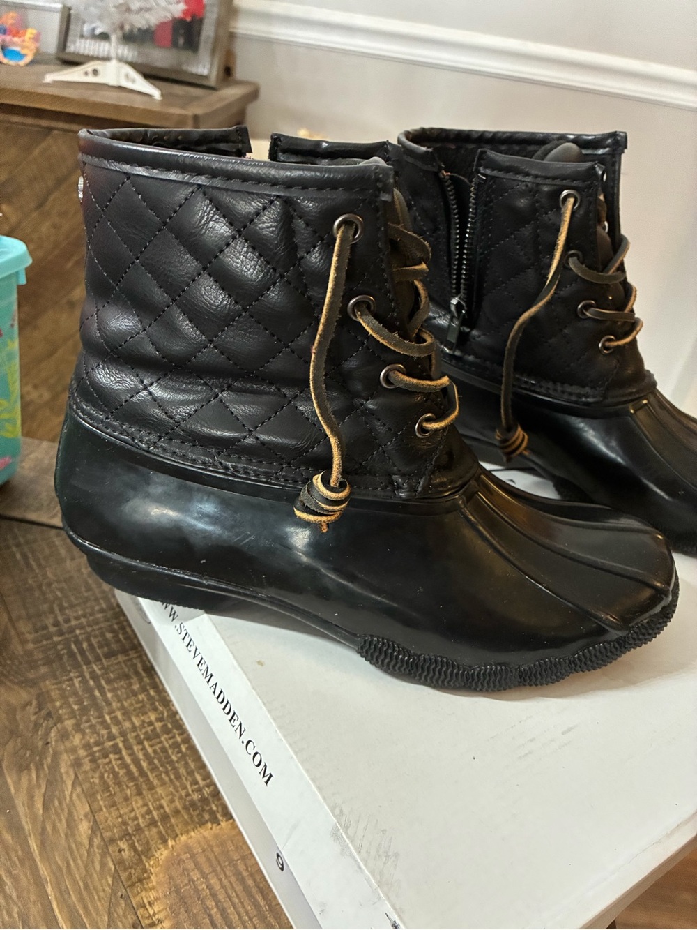 Steve Madden Black Quilted Lace-Up Duck Boots - Picture 3 of 5